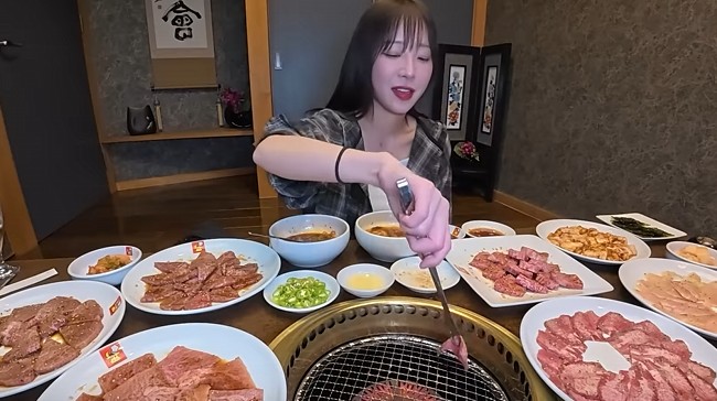 Tzuyang's 21-Serving BBQ Feast Shocks Nagoya Locals