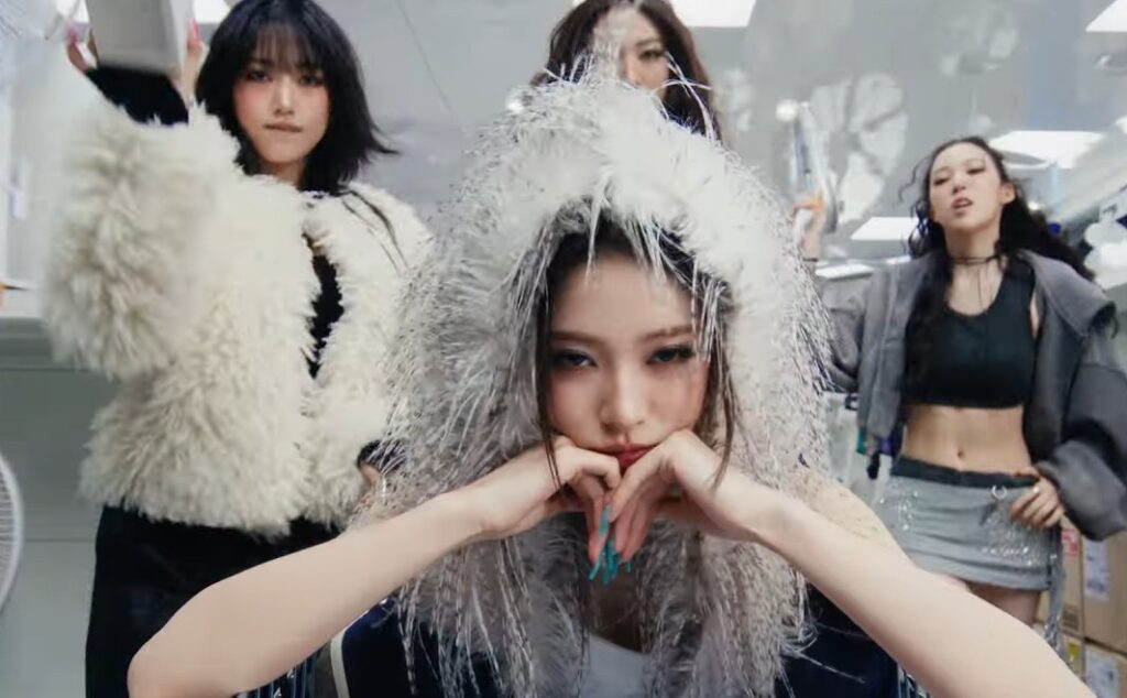 MEOVV Ignites with Fiery Comeback “Burning Up”