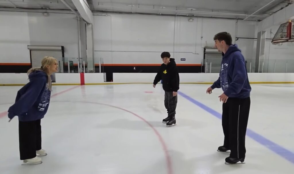 Ellum and Sykkuno’s Hilarious First Ice Skating Adventure