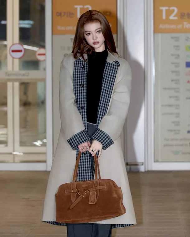 Jang Wonyoung and Ella Shine in Miu Miu at Airport