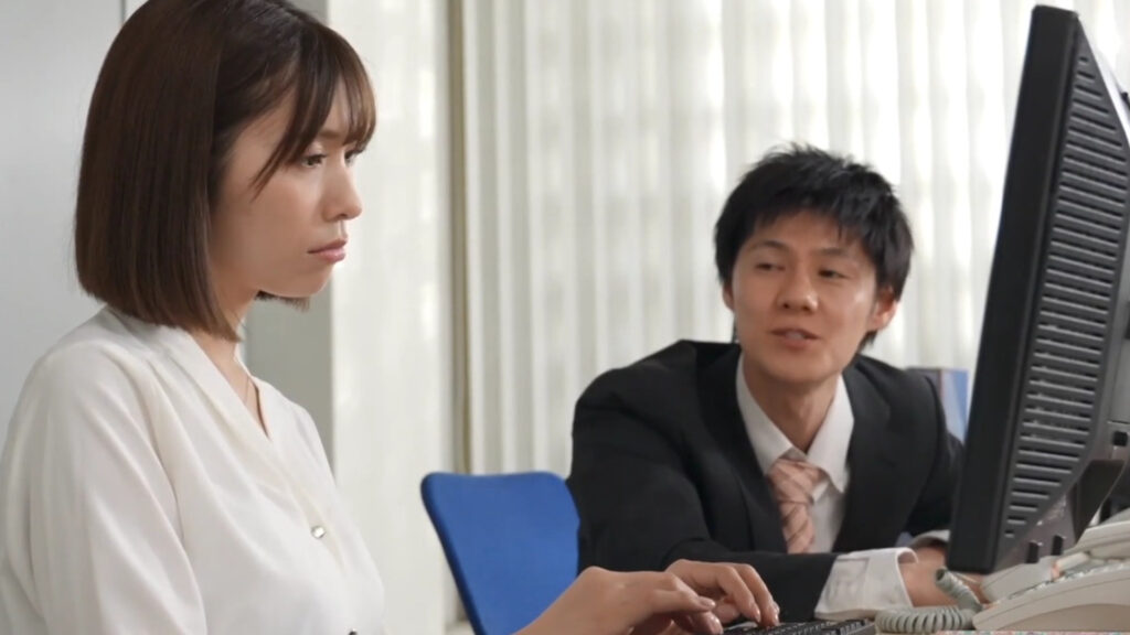 Mai Tsubasa Chemistry With Coworker in New Workplace