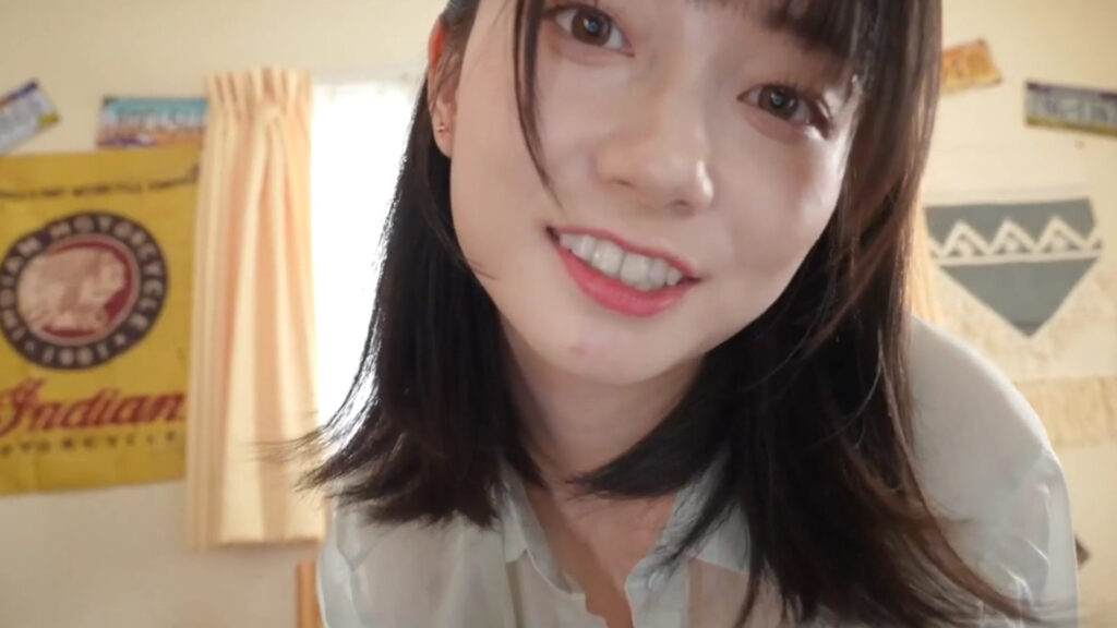 Seto Kanna Finds Joy in Entertaining Strangers at Home