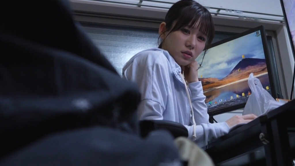 Mei Itsukaichi Opens Up About Feeling Intimidated at Work