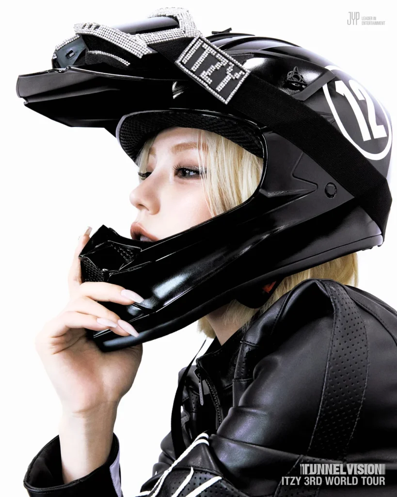 ITZY Unveils Yeji Teaser Photo for 3rd World Tour ‘TUNNEL VISION’