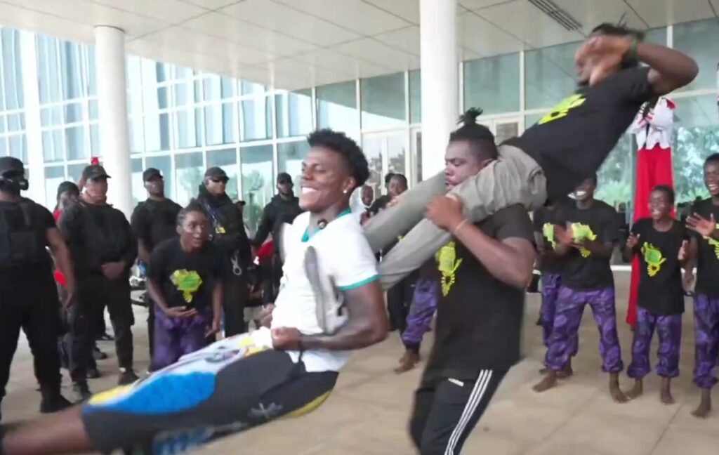 Speed Enjoys Everyday Life in Zambia by Connecting With Locals