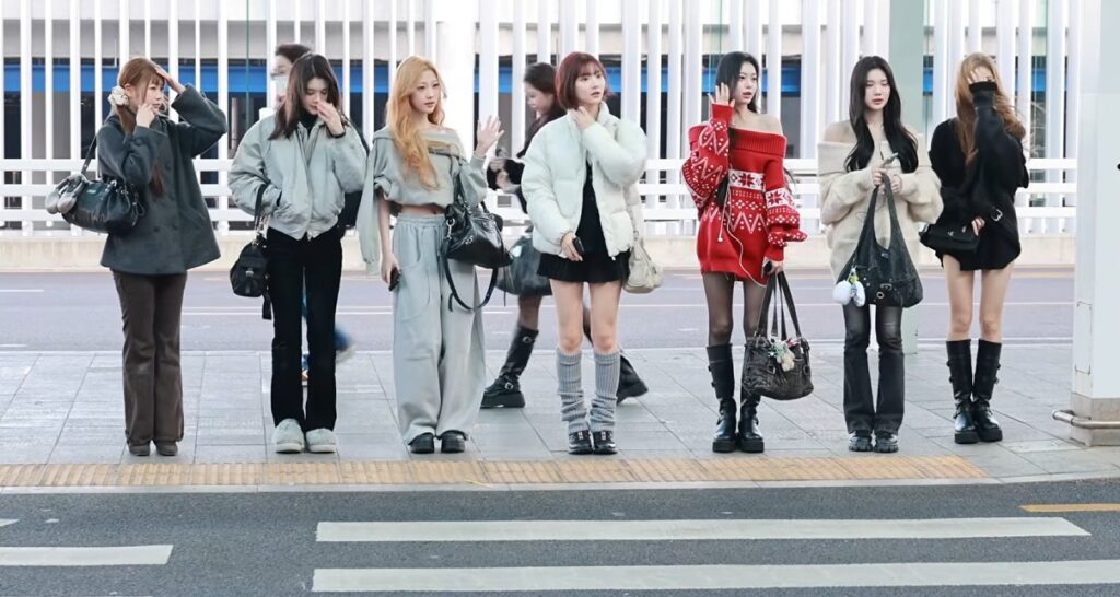 Hearts2Hearts Departs ICN For Shanghai Fan Sign