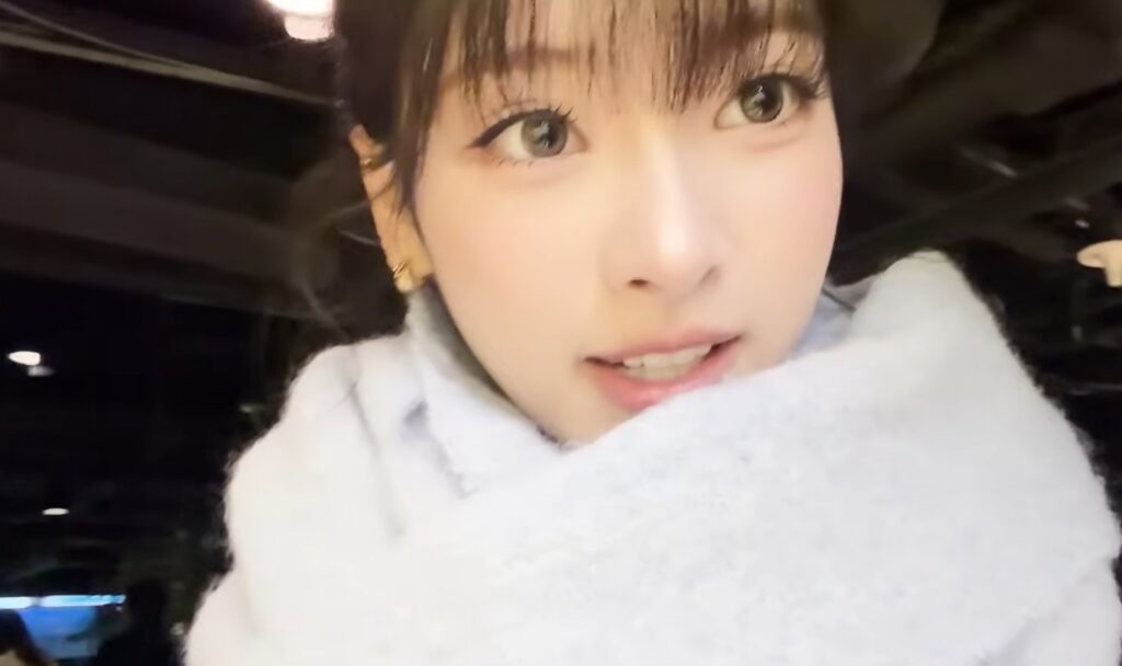 MEOVV Anna Sea Aquarium Vlog Feels Unnatural