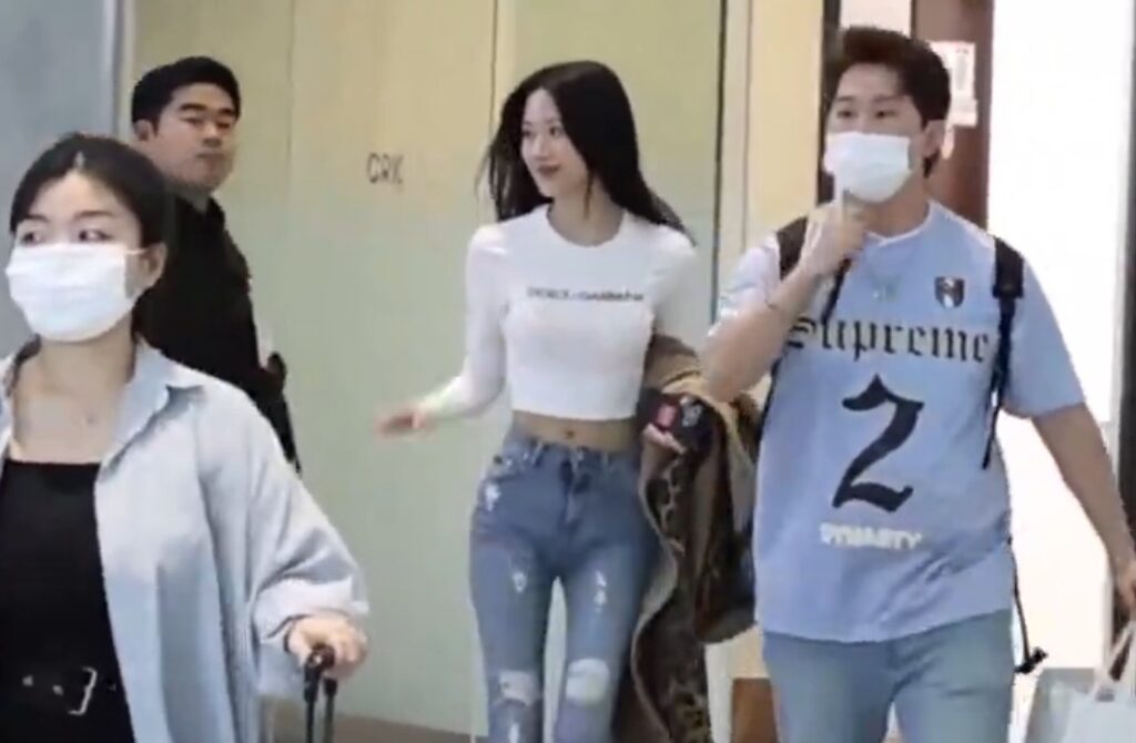 Moon Ga-young’s Lean Figure Turns Heads at Airport Appearance