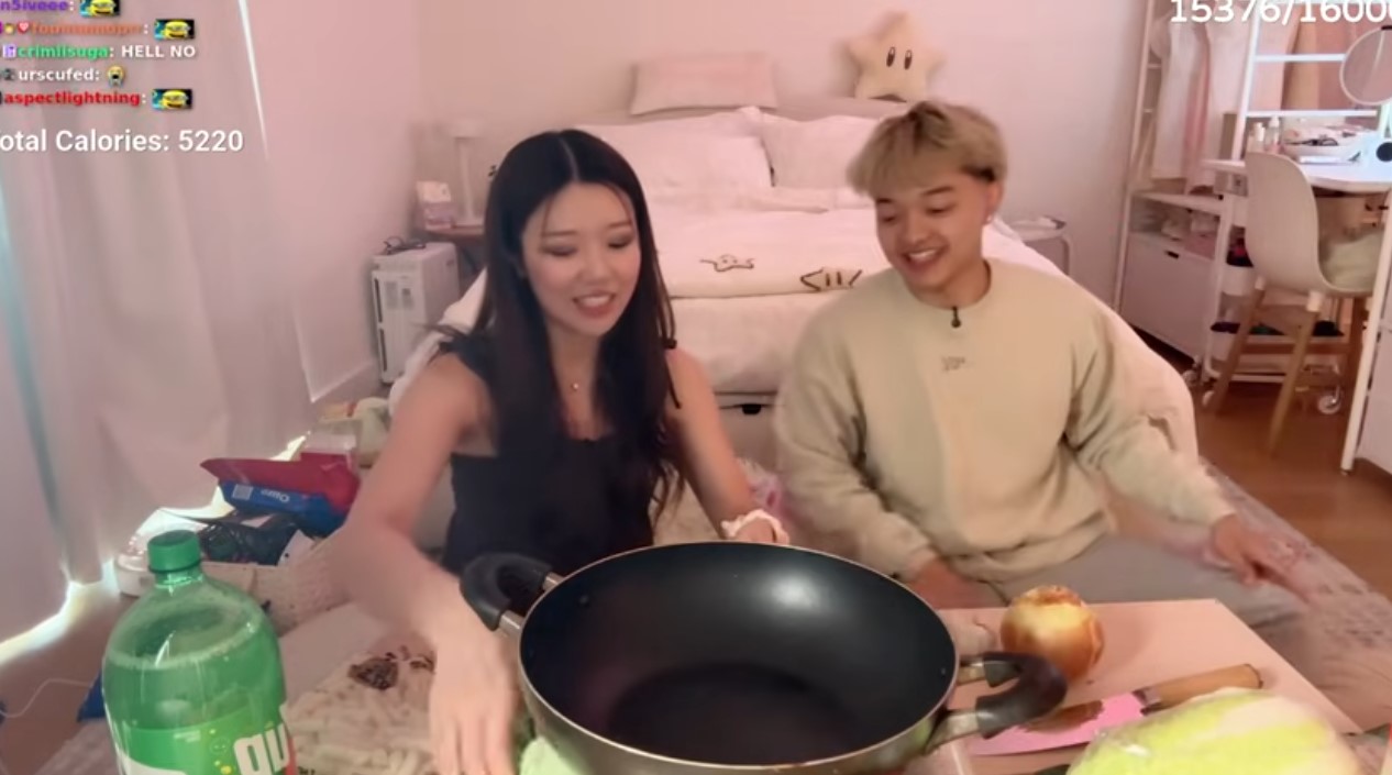 JasonTheWeen and iGumdrop talks about the Jackson Wang drama