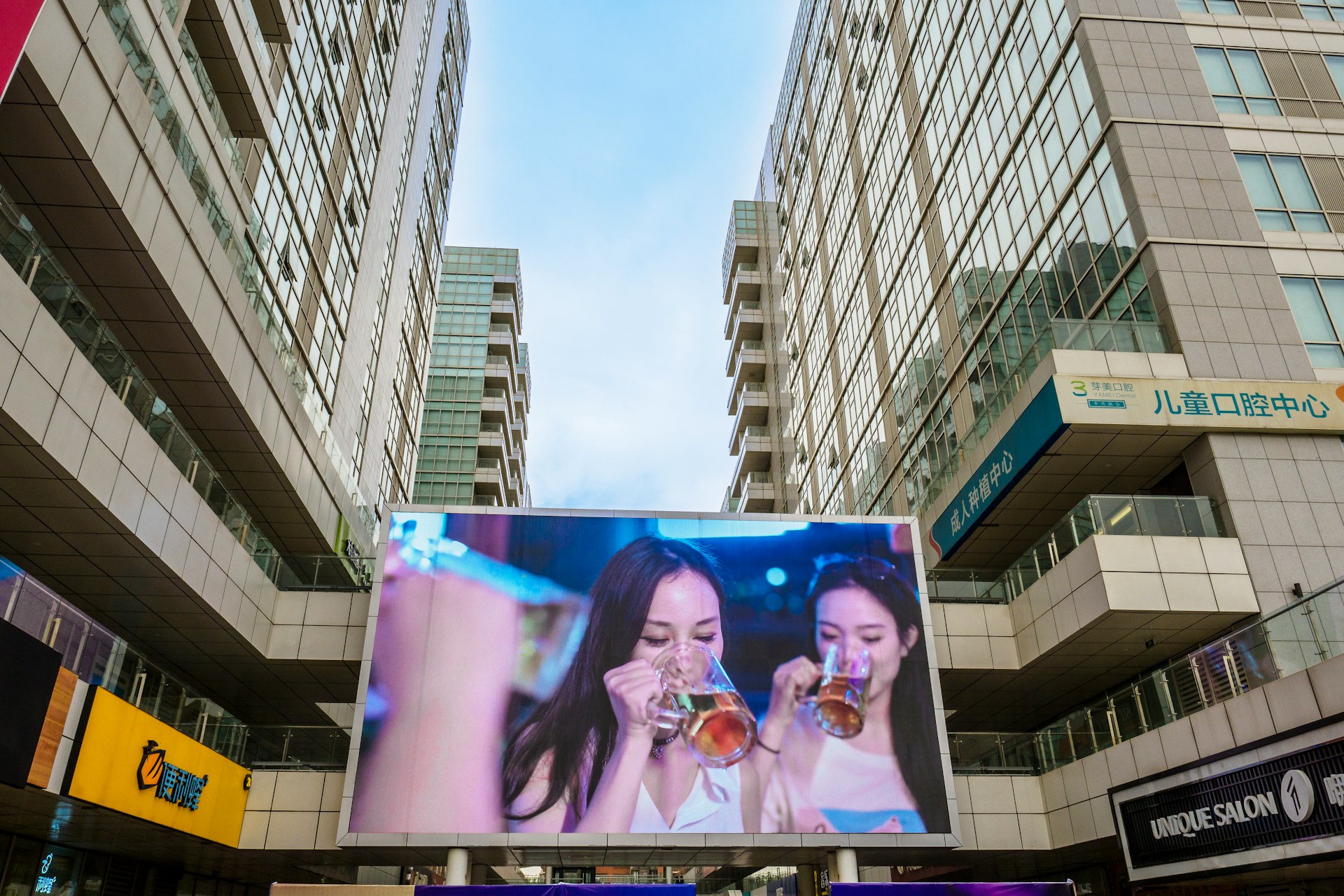 Korean Netflix Content Ranks Second Globally in Viewing Hours After U.S.