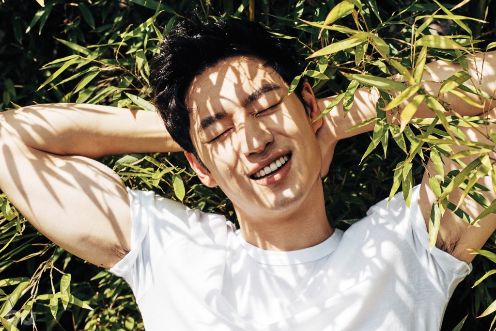 Yoo Hae Jin And Lee Je Hoon Clash Over Soju Legacy In New Film “Big Deal” Set During 1997 Financial Crisis