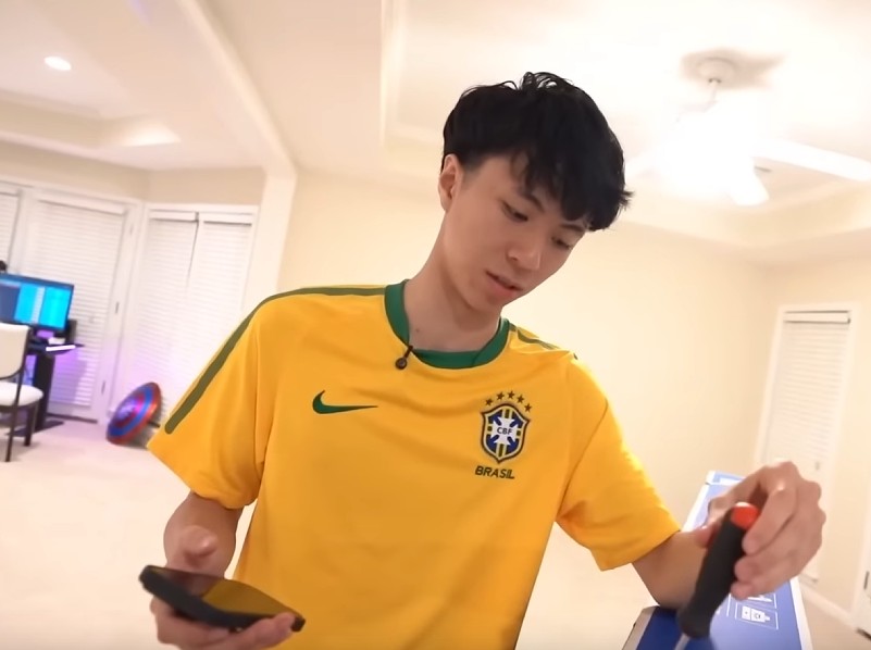 Rayasianboy and Agent00’s TV Setup Chaos Goes Viral