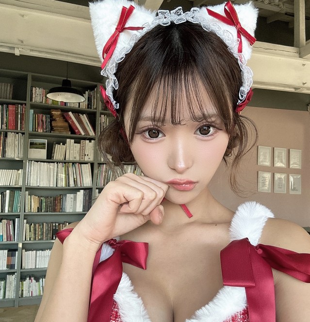 Seina gyaru model