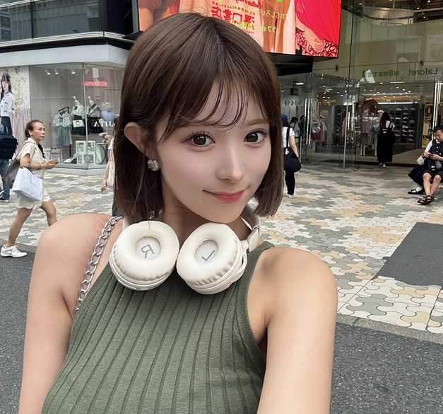 Seina gyaru model