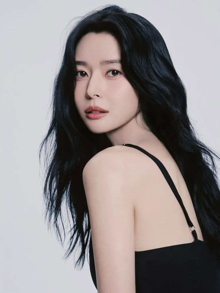 Kwon Nara Signs with Sublime to Expand Acting Career