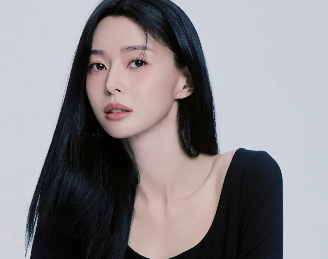 Kwon Nara Signs with Sublime to Expand Acting Career