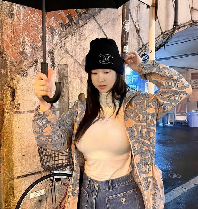  Shin Jae-eun: Model Behind Stellar Blade's Eve