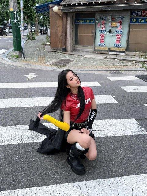 Kim Jisoo Visuals: Netizens Praise Her Stunning Instagram Look