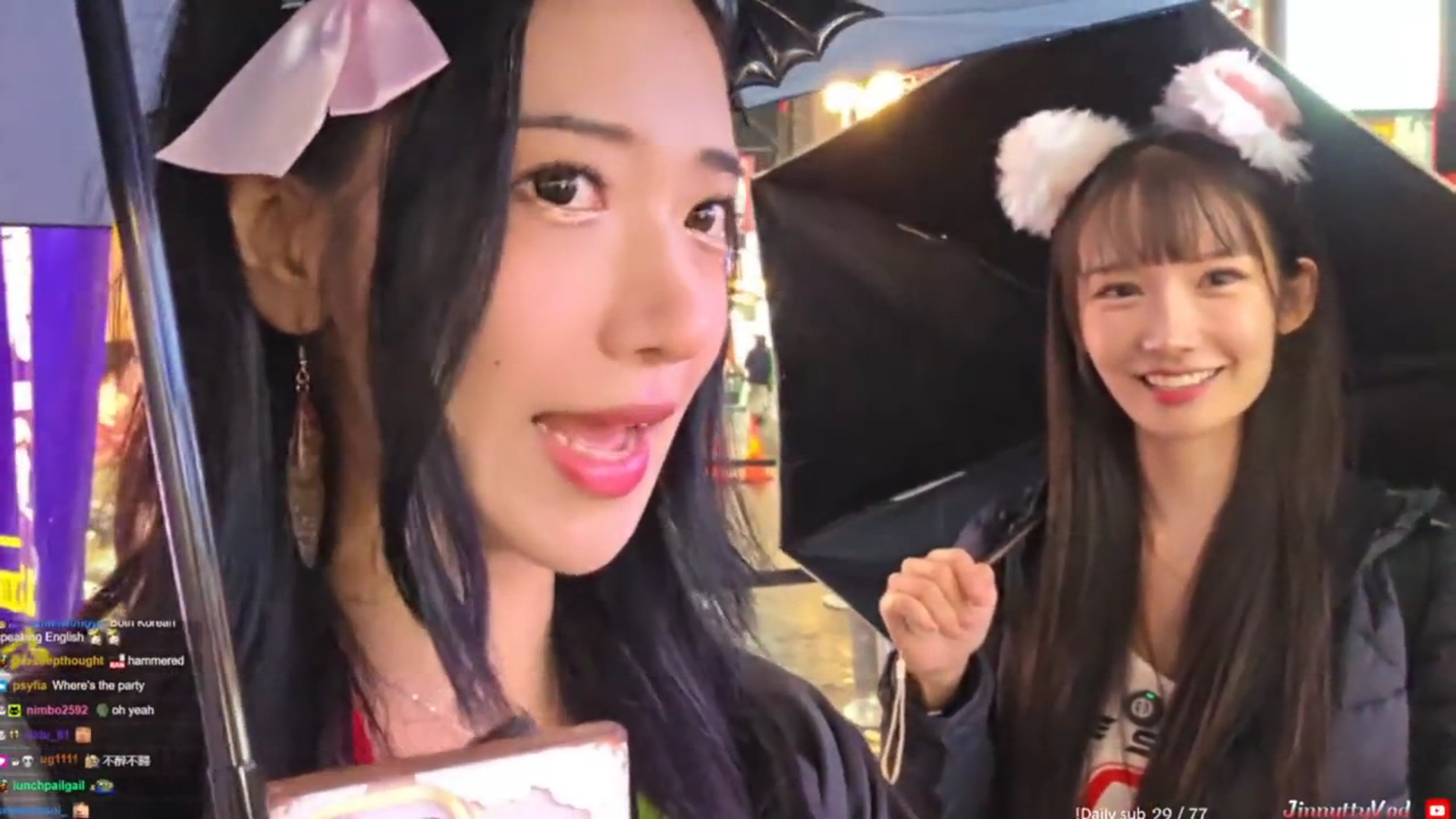 Jinnytty Unexpectedly Runs Into Nahyun in Osaka on Halloween