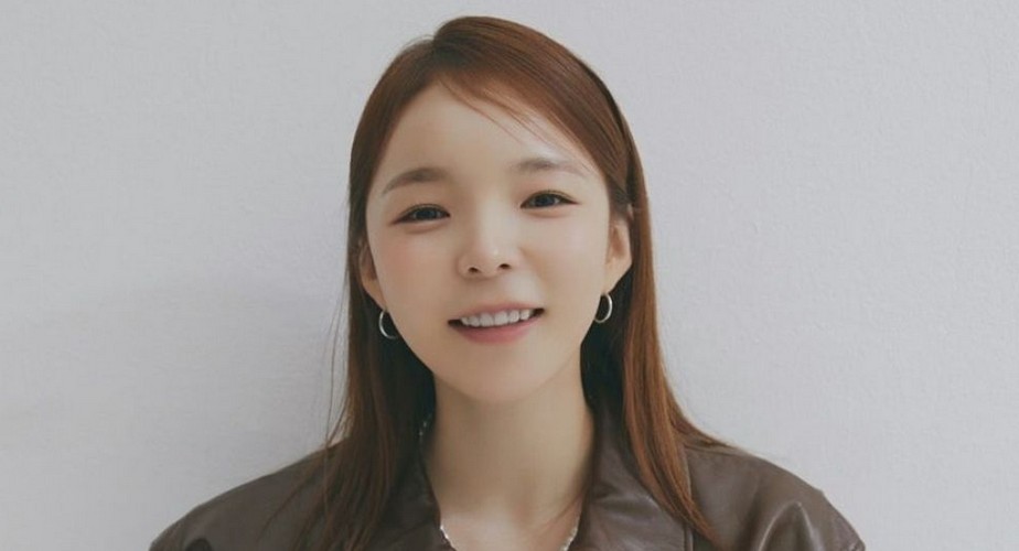 Park Jin Joo Announces Marriage to Non-Celebrity Fiancé