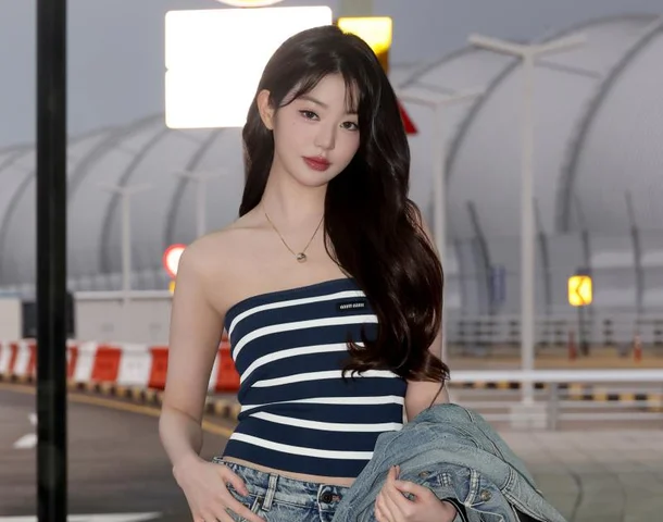 Jang Wonyoung and Ella Shine in Miu Miu at Airport