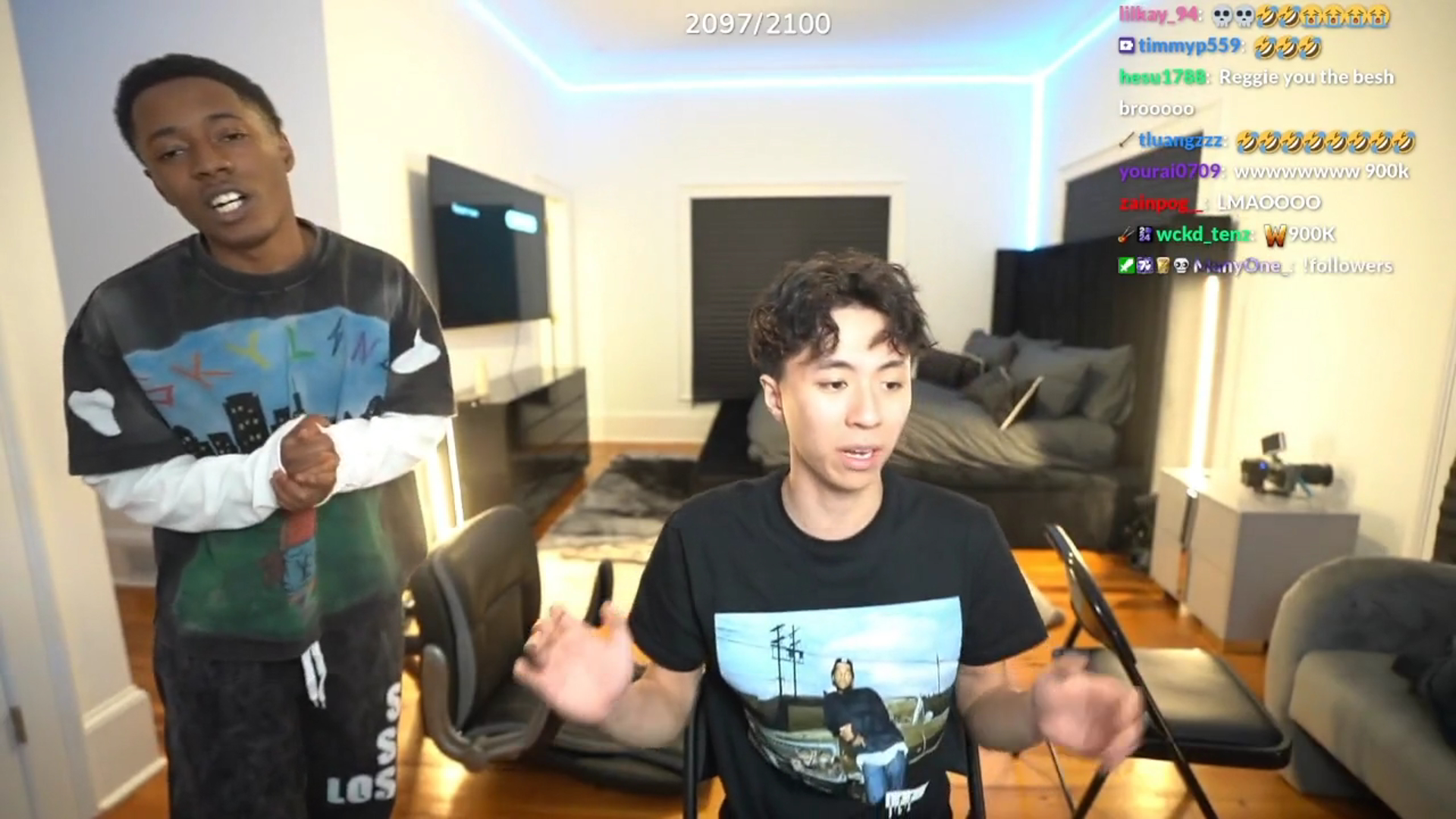 Reggie Celebrates with Ray After Hitting 900K Followers on Twitch