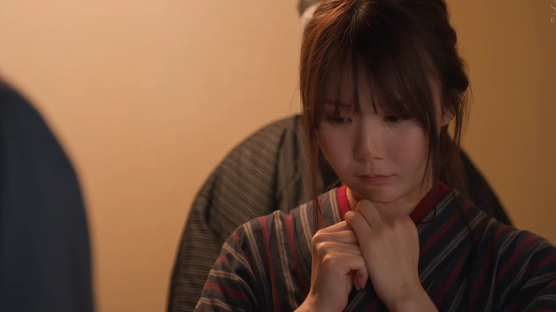 Miru Visits the Countryside for a Warm Reunion With Family and Friends