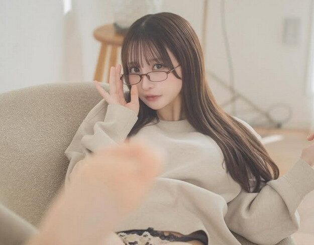 Rei Shimizu: Rising Cosplayer and Model from Hyogo Prefecture