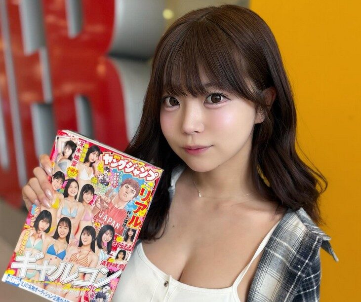 Sakura Momo’s Journey From Burlesque to Idol Stardom