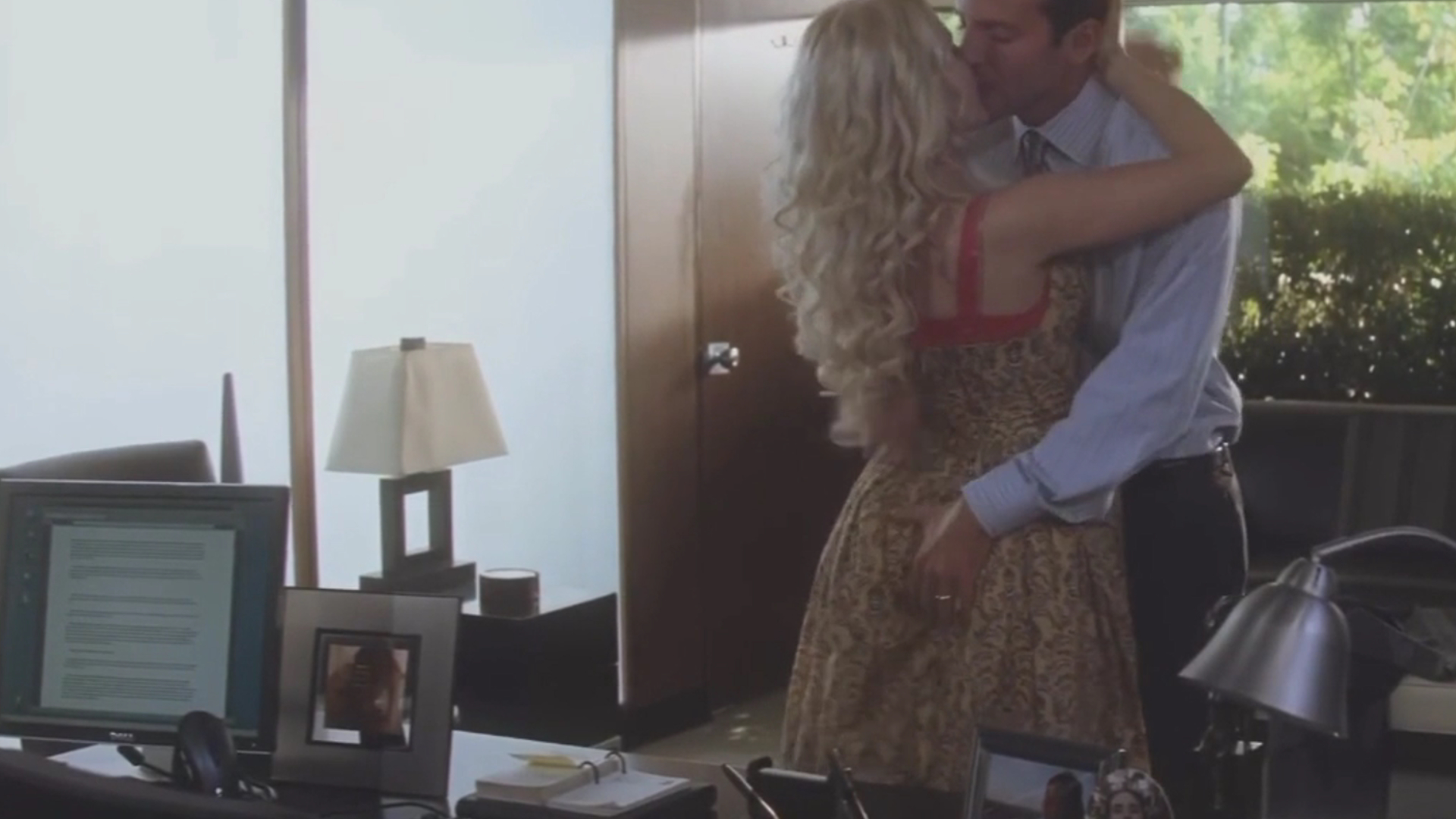 Scarlett Johansson in He’s Just Not That Into You