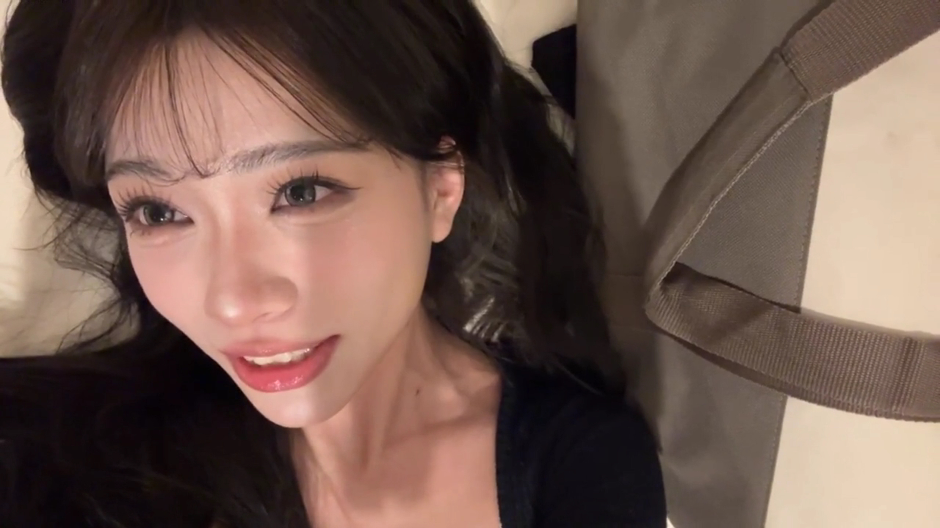 Dory Gives Viewers a Peek Inside Her Room During Casual Stream