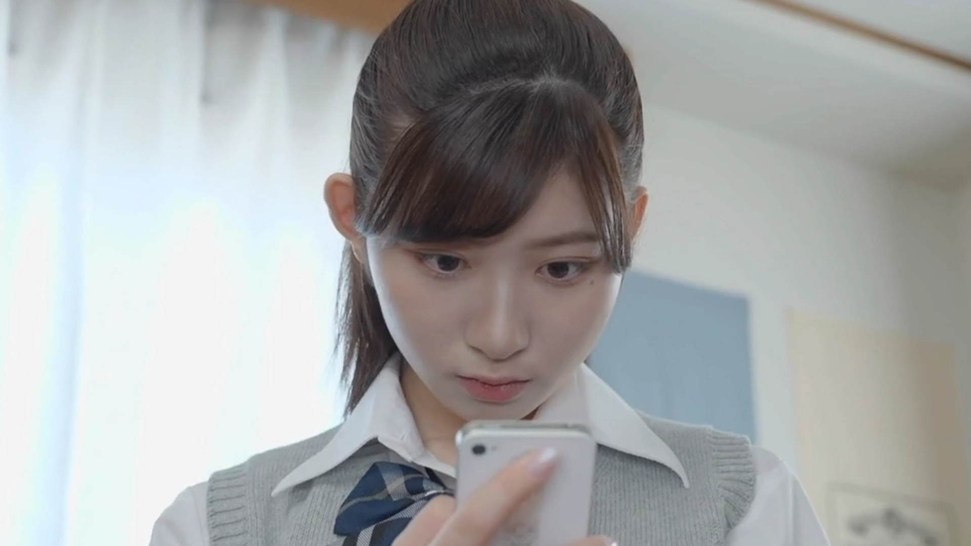 Yuuhi Shitara Builds a Strong and Supportive Relationship With Her Teacher