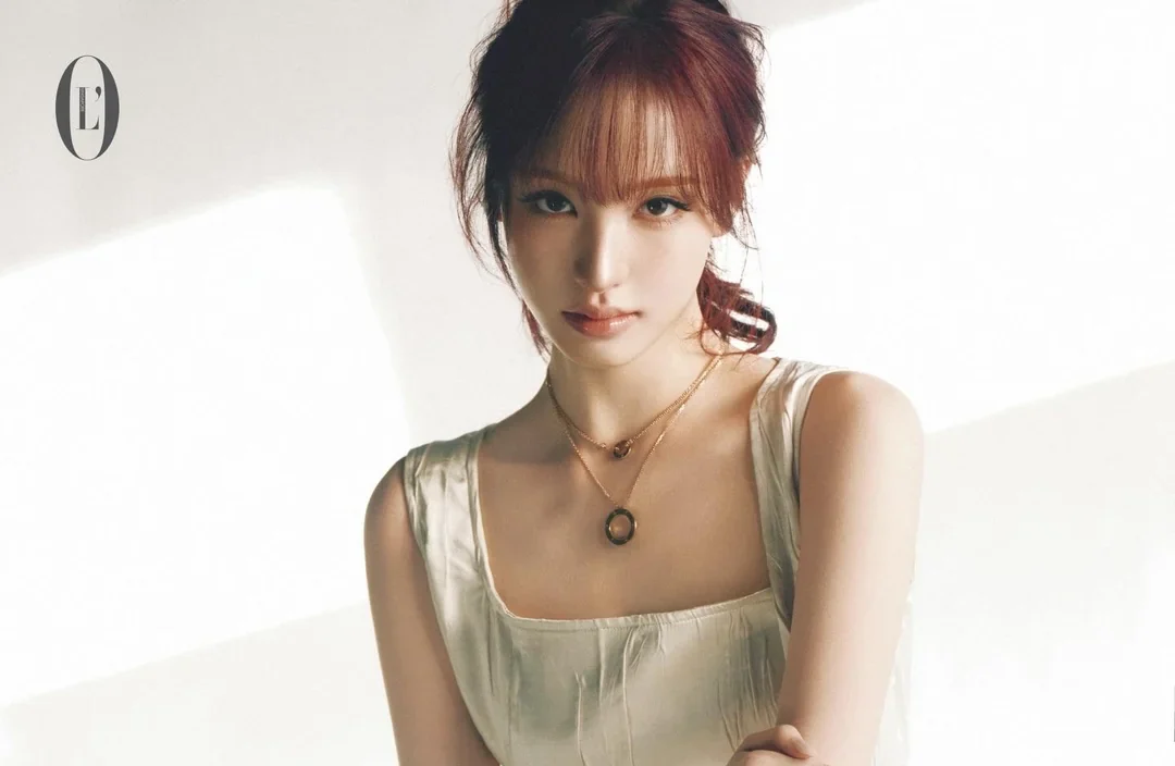 IVE Liz Stuns on L’OFFICIEL Singapore x Cartier Cover