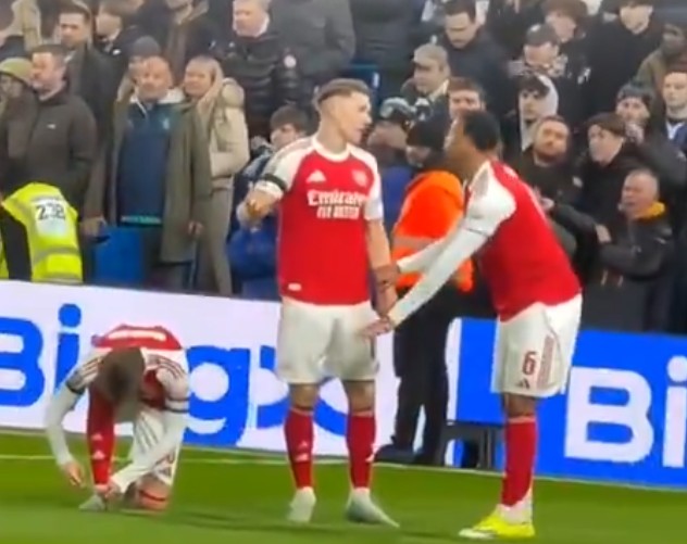 Gyökeres Complains About Saka After Missed Pass