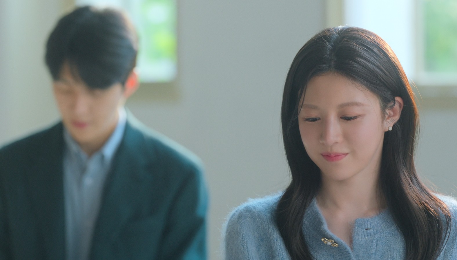 Can This Love Be Translated Episode 2 Recap: Ho-jin and Mu-hee’s Unspoken Feelings