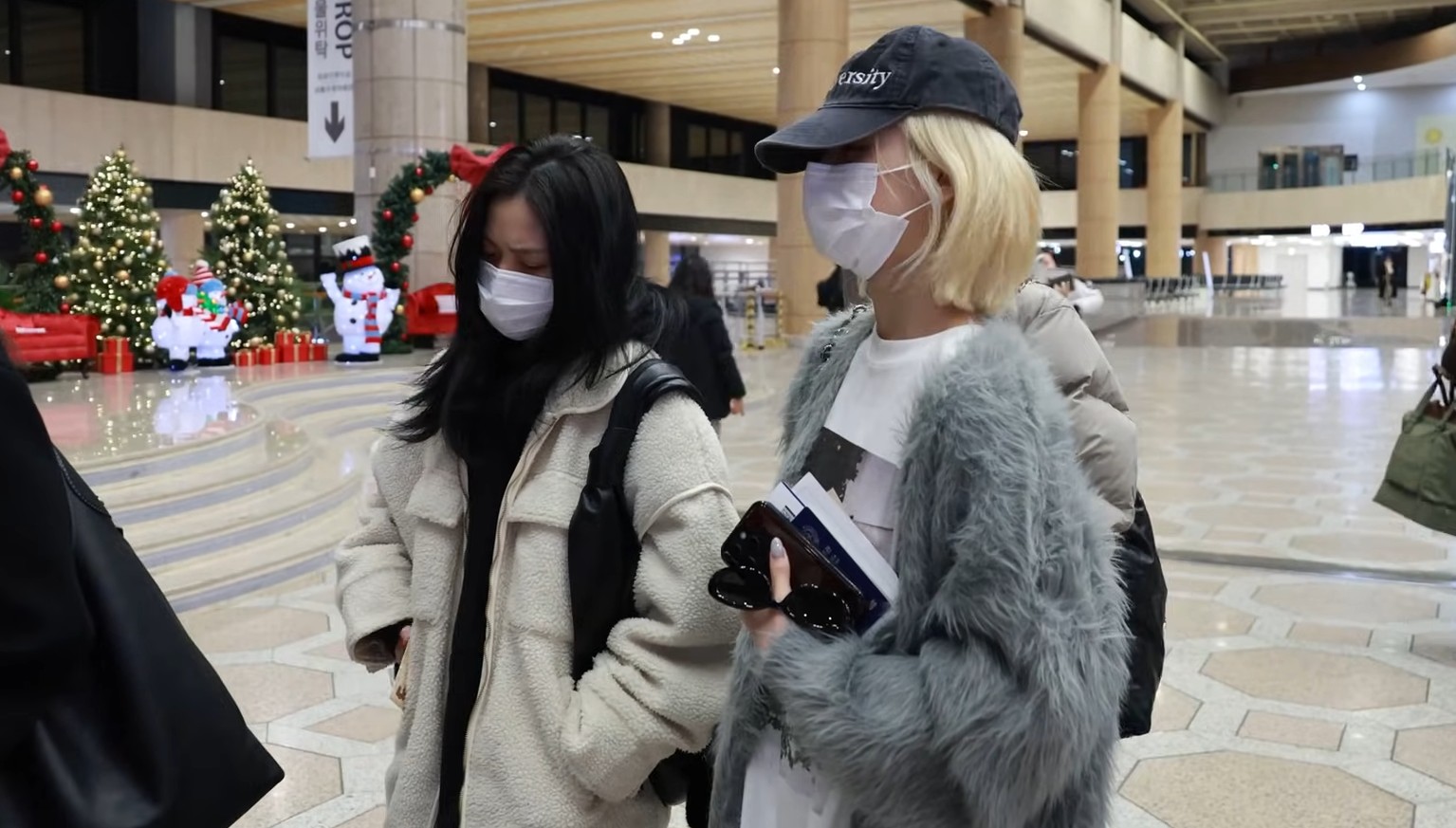 ITZY Spotted at Airport Departing for Japan on January 18