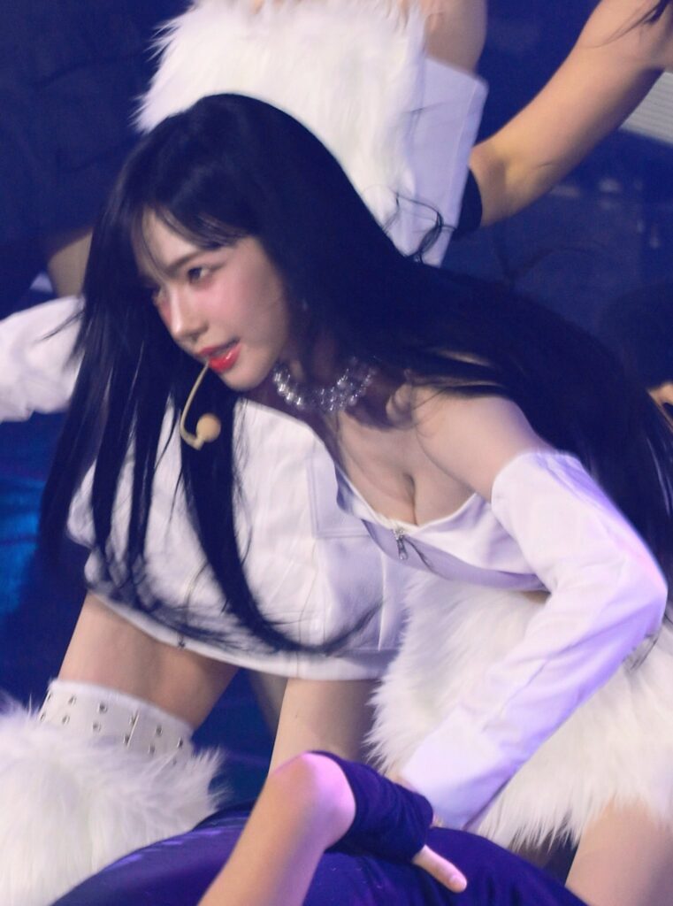 aespa Karina Visuals and Figure Stand Out Among K-Pop Idols