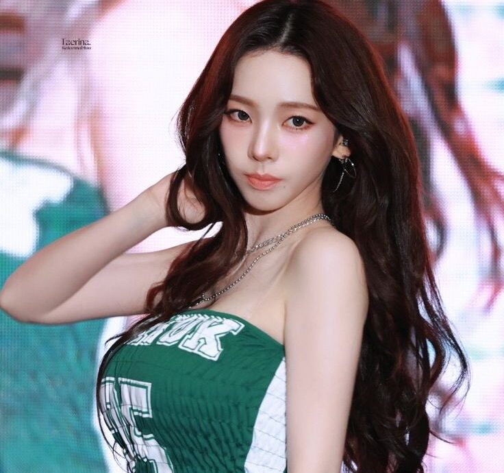 aespa Karina Visuals and Figure Stand Out Among K-Pop Idols