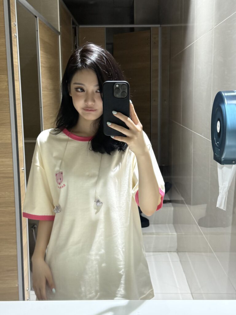 Ningning’s “Ghost” Photo Sparks Online Buzz