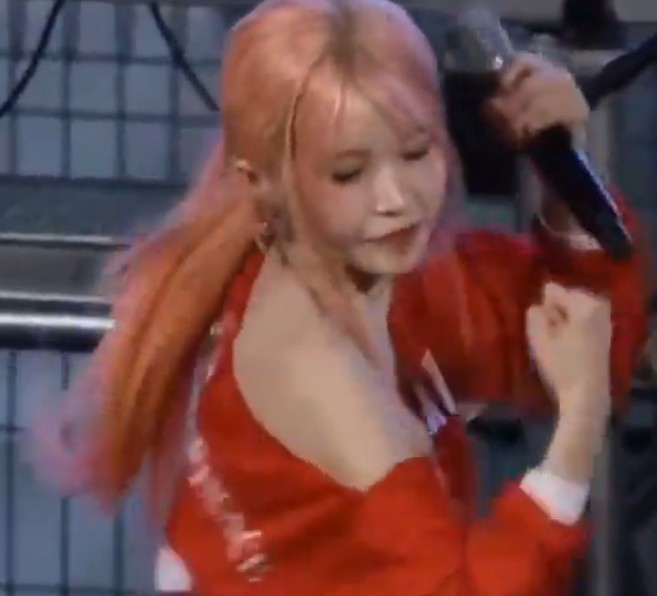 Song Hayoung Surprises Fans With Bold University Stage